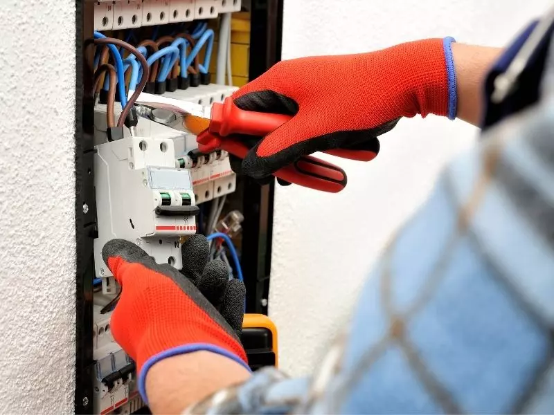 Elektrik ve Elektronik Montaj Hizmetlerinde Yeni Trendler